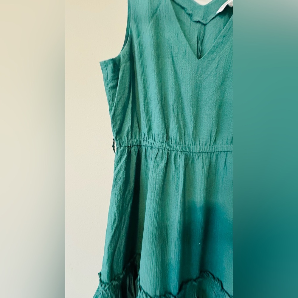 🔥$10FINAL PRICE🔥Calvin Klein Hunter Green V-Neck Sleeveless Tiered Ruffle Dress🧡 - Picture 5 of 10